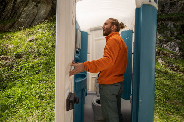 Portable Toilet Options We Offer in Wye, MT